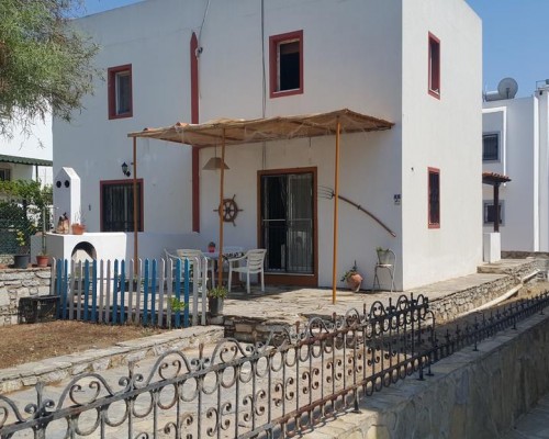Jimmy's House, Битез — подбор тура с турагентом Галиной