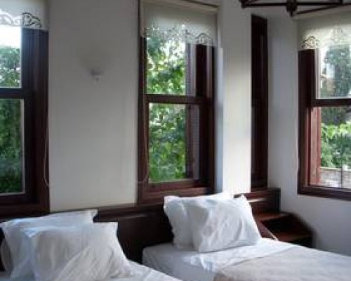 Villa Verde, Анталья: отель без звёзд в Калеичи