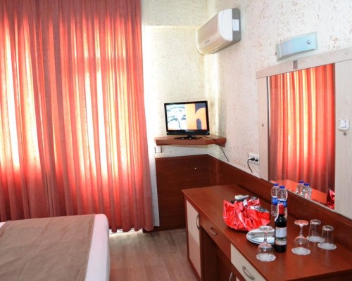 Lara Hadrianus Hotel — Анталья, Муратпаша: обзор