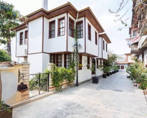 Oldtown Suites в Анталье: отель в Калеичи