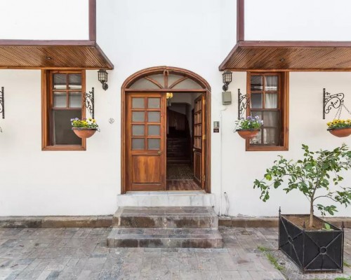 Oldtown Suites в Анталье: отель в Калеичи