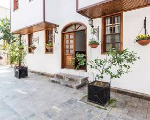 Oldtown Suites в Анталье: отель в Калеичи