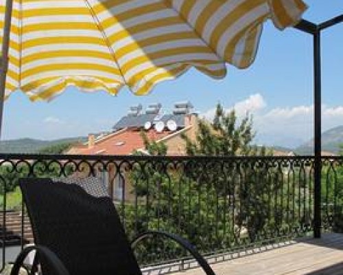 Azelya Apartment 02 в Олюдениз: апартаменты для активного отдыха