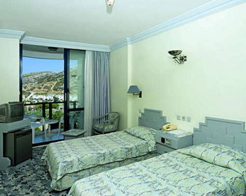 Отель Ozcelik 3* в Кушадасы: честный обзор