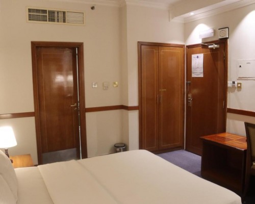 Delmon Hotel 3*