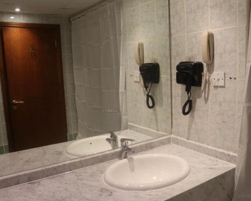 Delmon Hotel 3*
