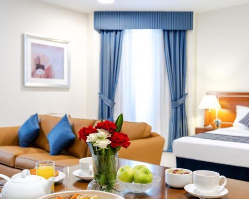 Golden Sands Hotel Apartments 5* — апарт-отель в Бур-Дубай, ОАЭ