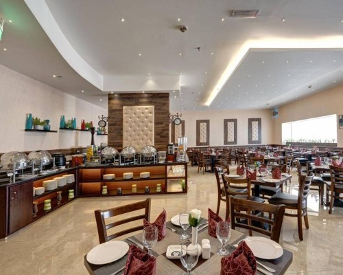 Golden Tulip Al Barsha 4*