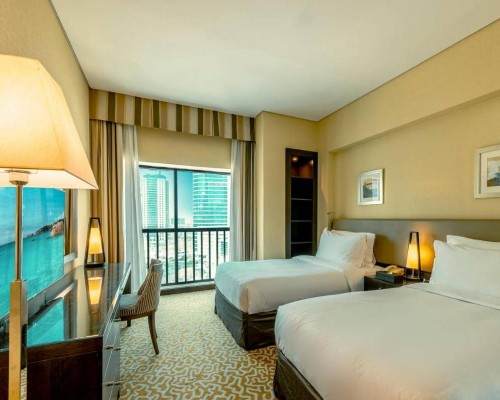 TIME Oak Hotel & Suites 4*