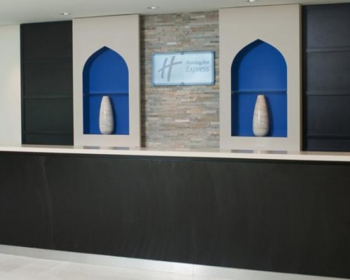 Holiday Inn Express Dubai Airport — отель 3* в Дубае