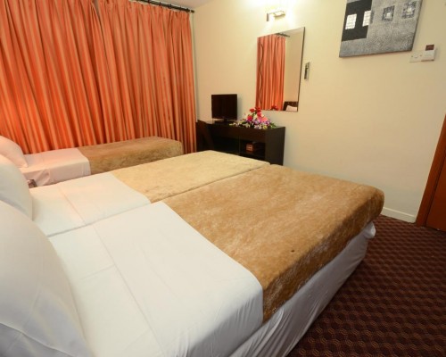 Royal Prince Hotel