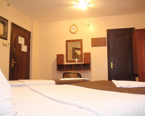 Downtown Hotel 2*