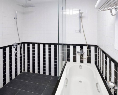 Movenpick Hotel Apartments Al Mamzar — апарт-отель 5* в Дубае