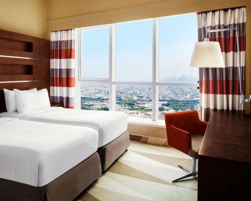 Novotel Dubai Al Barsha 4* — отель в Дубае, Аль-Барша