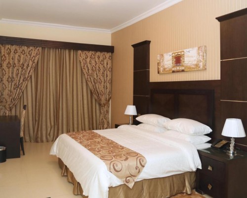 Ivory Grand Hotel Apartments 4* — апарт-отель в Дубае, Аль-Барша