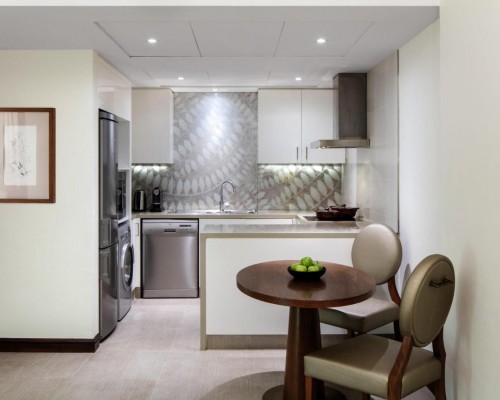 Pullman Dubai Creek City Centre Residences 5*