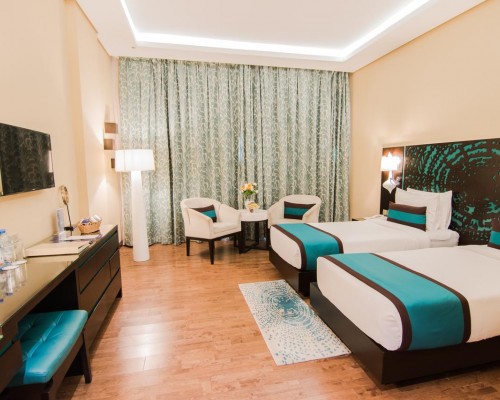 Signature Hotel Al Barsha 4* — отель в Дубае, район Аль-Барша