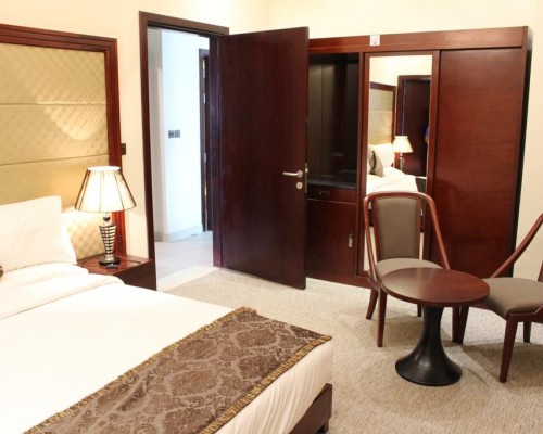 Milestone Hotel Apartment