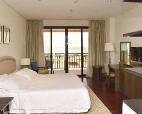 Holiday Apartments, The Palm