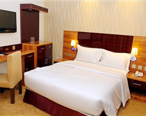 Fal Hotel L.L.C 1*