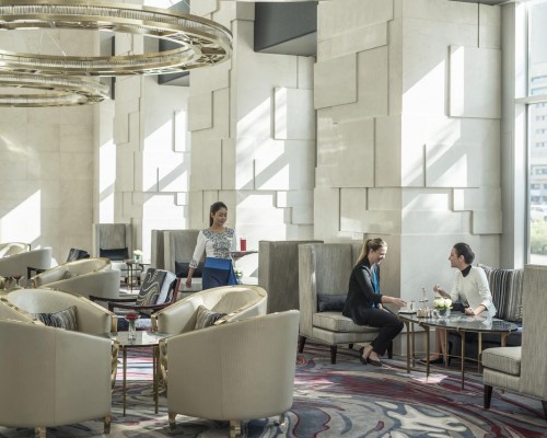 Shangri-La Apartments 5*