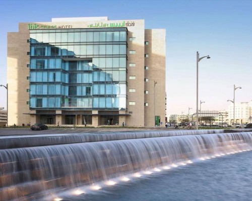Ibis Styles Dubai Jumeira 3* — отель в Бур-Дубае, ОАЭ