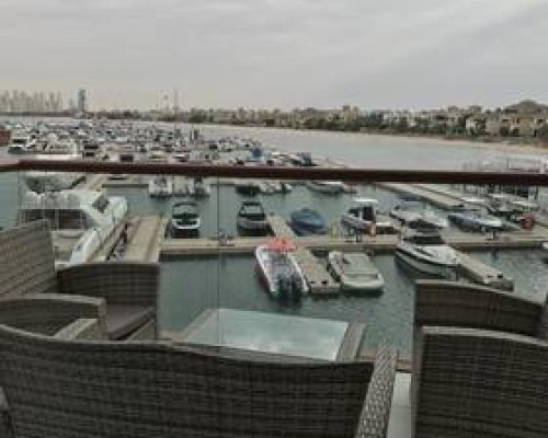 Yanjoon Holiday Homes - Palm Views Apartments