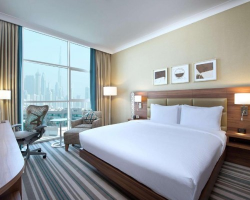 Hilton Garden Inn Dubai Al Mina 4* — Бур-Дубай, ОАЭ