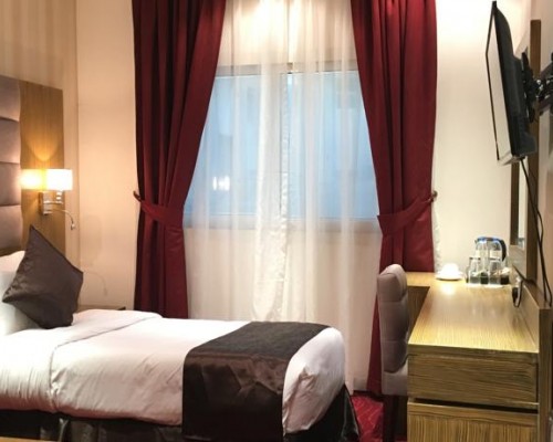 Royal Tulip Hotel 3*
