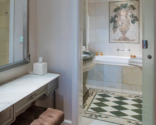 Palazzo Versace Residences Dubai