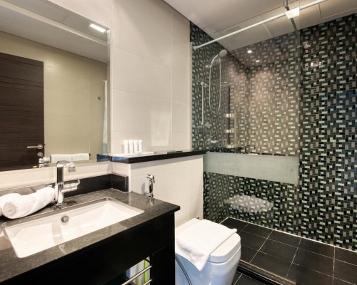 Deluxe Homes - Cayan Tower