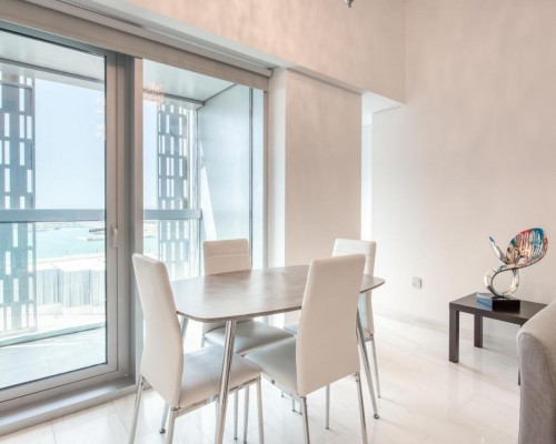 Deluxe Homes - Cayan Tower