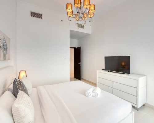 Deluxe Homes - Cayan Tower