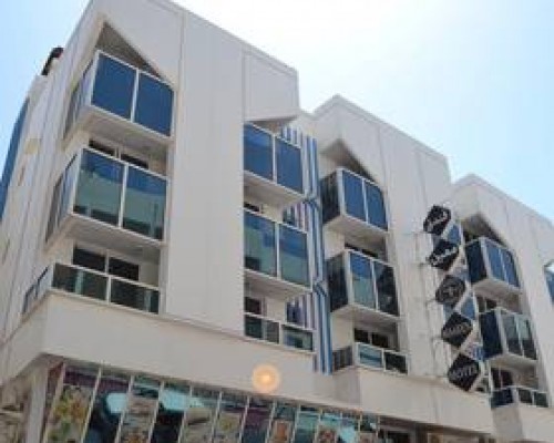 Maaeen Hotel