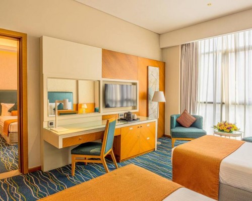 Royal Continental Hotel 4* — Дубай, район Дейра
