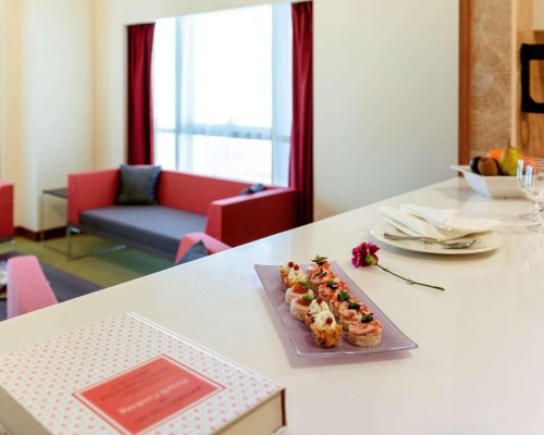 Adagio Fujairah ApartHotel 4* — апартаменты в Фуджейре