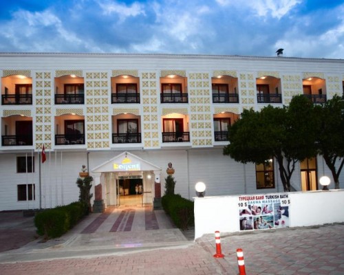 Korient Mira Hotel 3* в Кемере: честный обзор от турагента