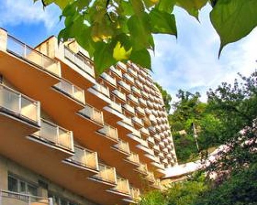 Дом отдыха Чегем в Гагре: отдых у моря с полным пансионом