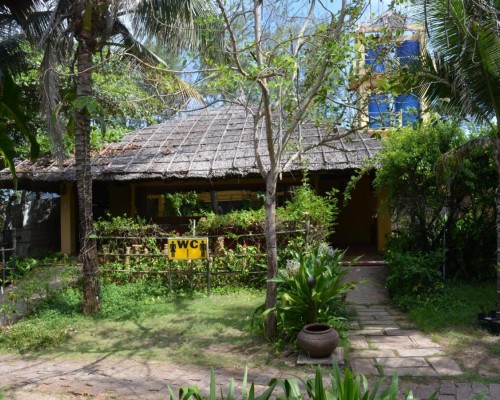 Long Son Mui Ne Campground, Restaurant & Beachclub — Муйне