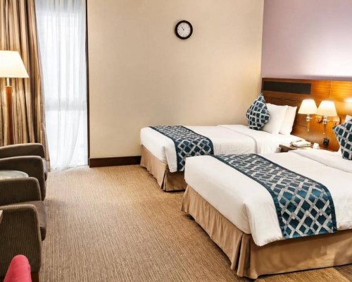 J5 Rimal 4* в Дубае: апартаменты с кухней и бассейном