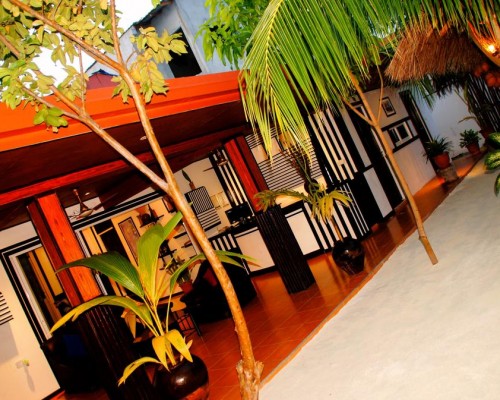 Equator Beach Inn 3* — Маафуши, Мальдивы