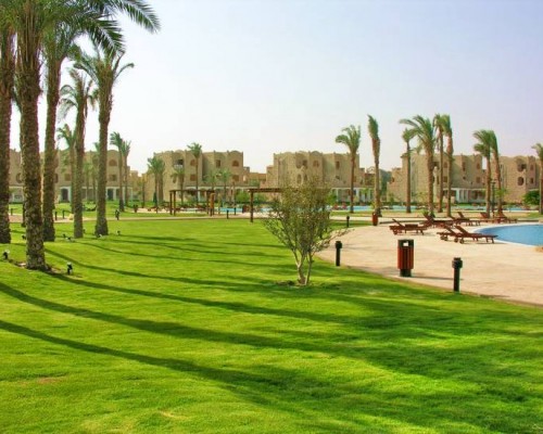 Pyramisa Blue Lagoon 5* — отель в Хургаде