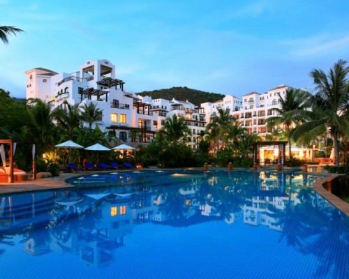 Aegean Jianguo Suites Resort Hotel 5* — Хайнань, Санья