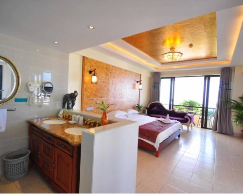 Palm Beach Resort & Spa Sanya 4* — отель на первой линии в бухте Саньявань