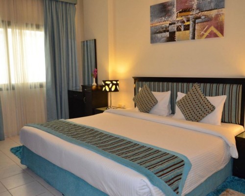 Al Shams Plaza Apt 3*