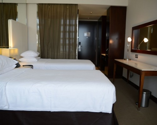 Centro Yas Island Rotana 3* — отель на острове Яс, Абу-Даби