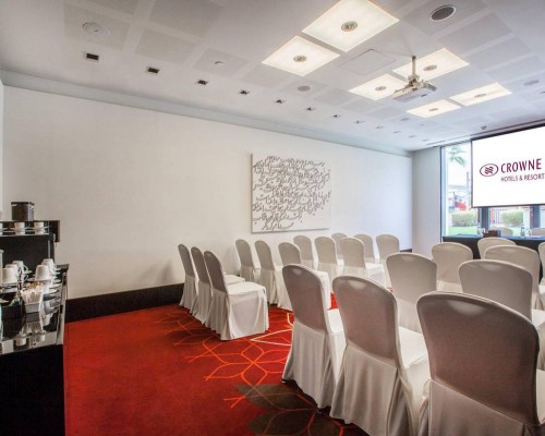 Crowne Plaza Abu Dhabi Yas Island 4* — отдых на острове Яс
