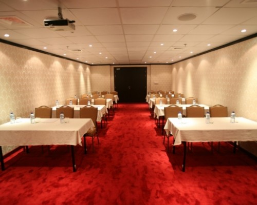 Отель Grandeur 3* в Дубае (Al Barsha)