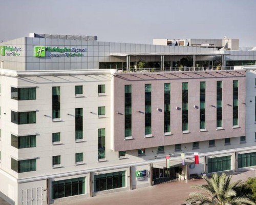 Holiday Inn Express в Дубае: честный обзор отеля 2*