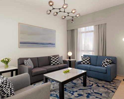 Movenpick Hotel & Apartments Bur Dubai: отель 5* в Дубае
